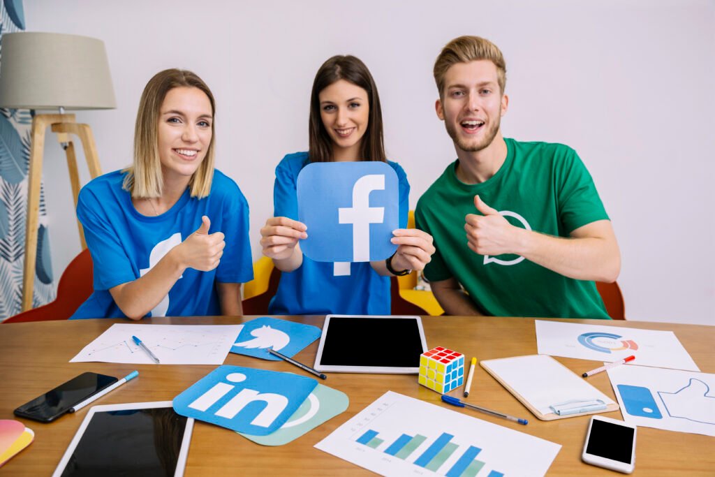 Cómo Escalar tu Empresa de Tecnología con Campañas Meta Ads y LinkedIn Ads